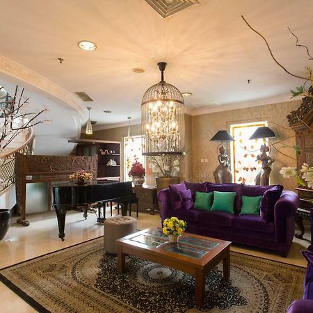 Roosseno Plaza Serviced Apartment Jakarta Luaran gambar