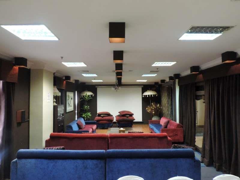 Roosseno Plaza Serviced Apartment Jakarta Luaran gambar