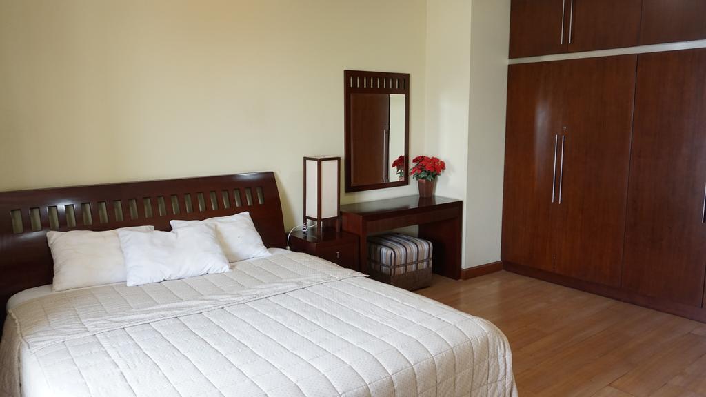 Roosseno Plaza Serviced Apartment Jakarta Luaran gambar