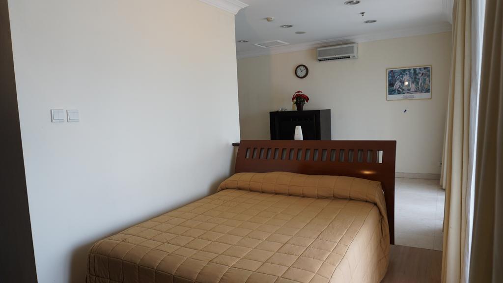 Roosseno Plaza Serviced Apartment Jakarta Luaran gambar