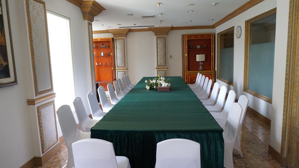 Roosseno Plaza Serviced Apartment Jakarta Luaran gambar