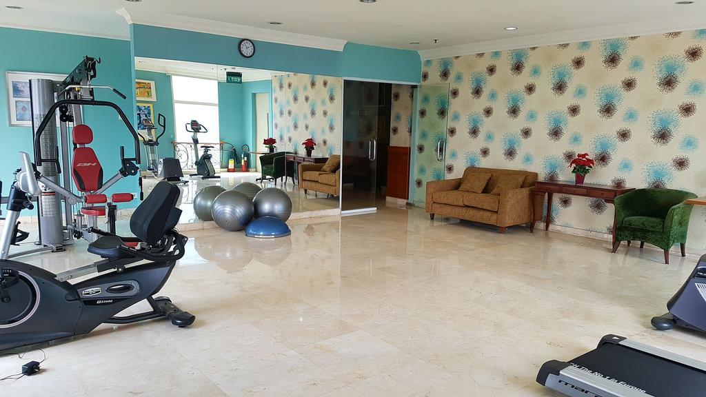 Roosseno Plaza Serviced Apartment Jakarta Luaran gambar