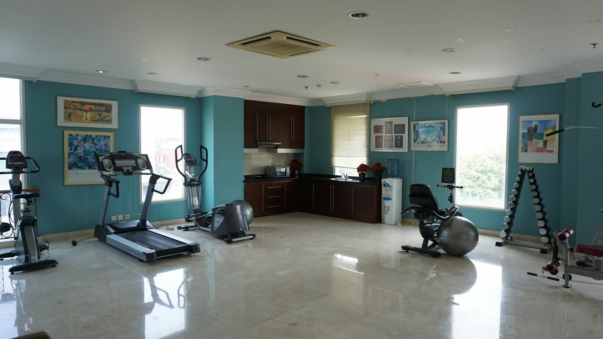 Roosseno Plaza Serviced Apartment Jakarta Luaran gambar