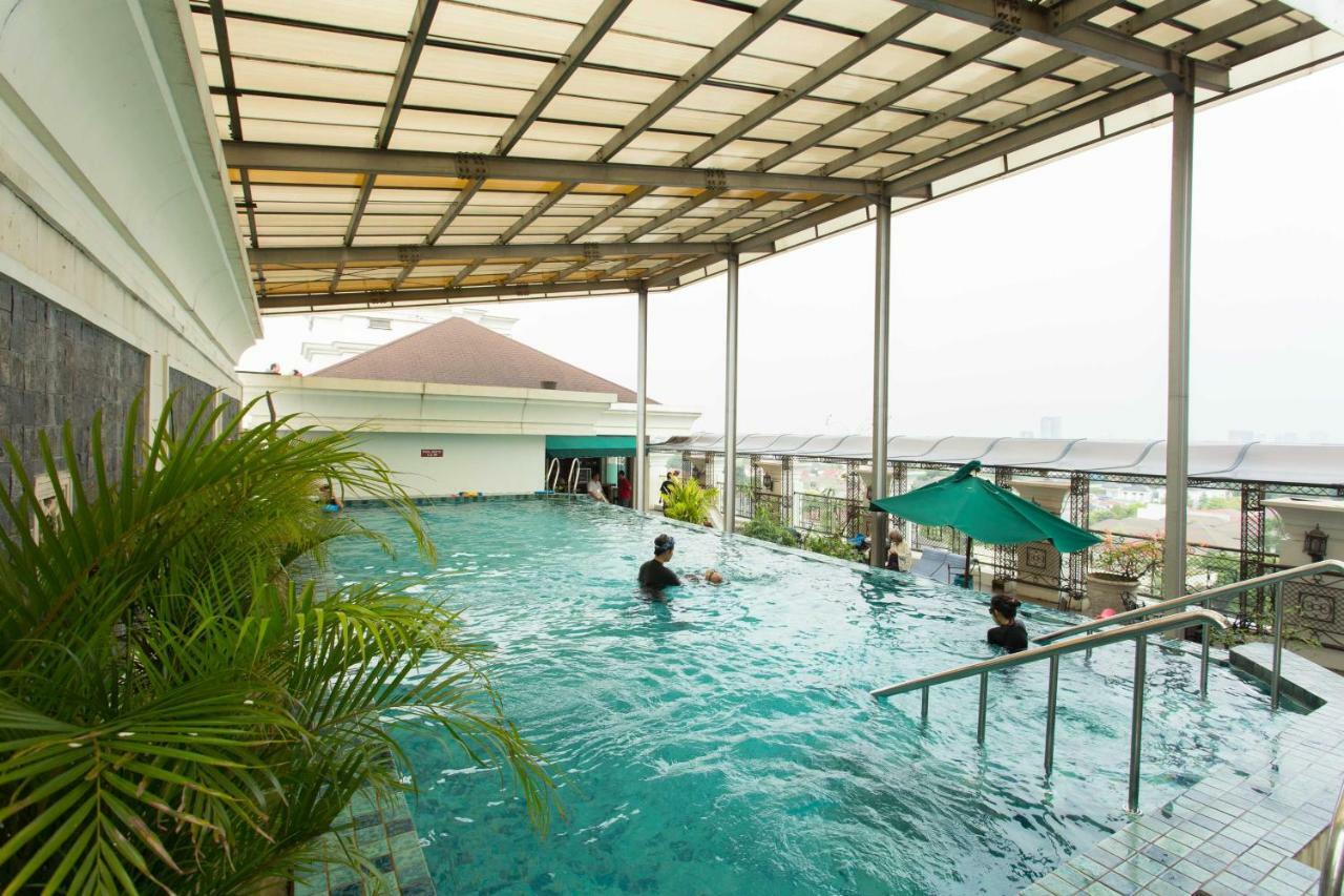 Roosseno Plaza Serviced Apartment Jakarta Luaran gambar