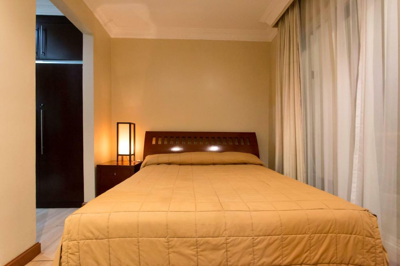 Roosseno Plaza Serviced Apartment Jakarta Luaran gambar