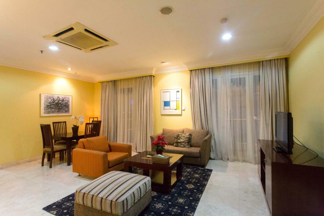 Roosseno Plaza Serviced Apartment Jakarta Luaran gambar
